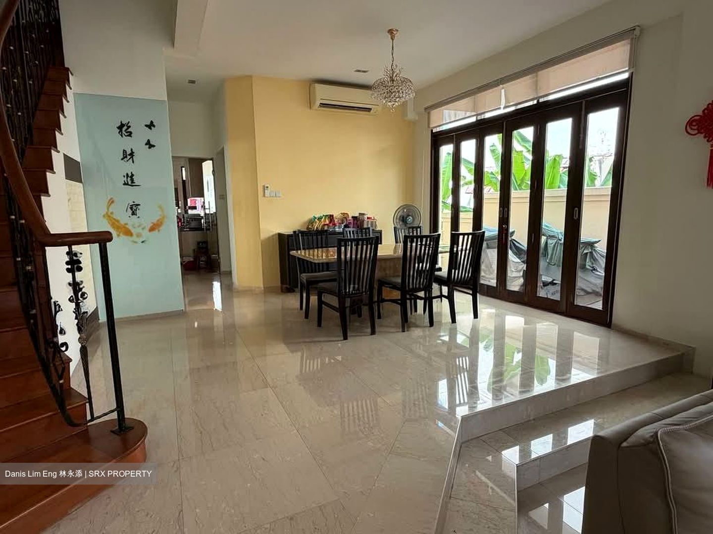 Phillips Avenue (D19), Semi-Detached #572263131